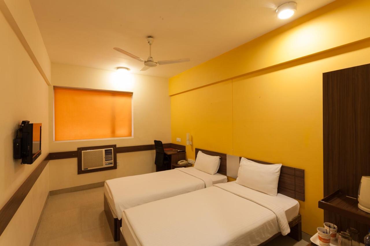 Hotel Tirupur Exterior foto