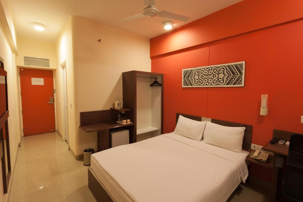 Hotel Tirupur Exterior foto