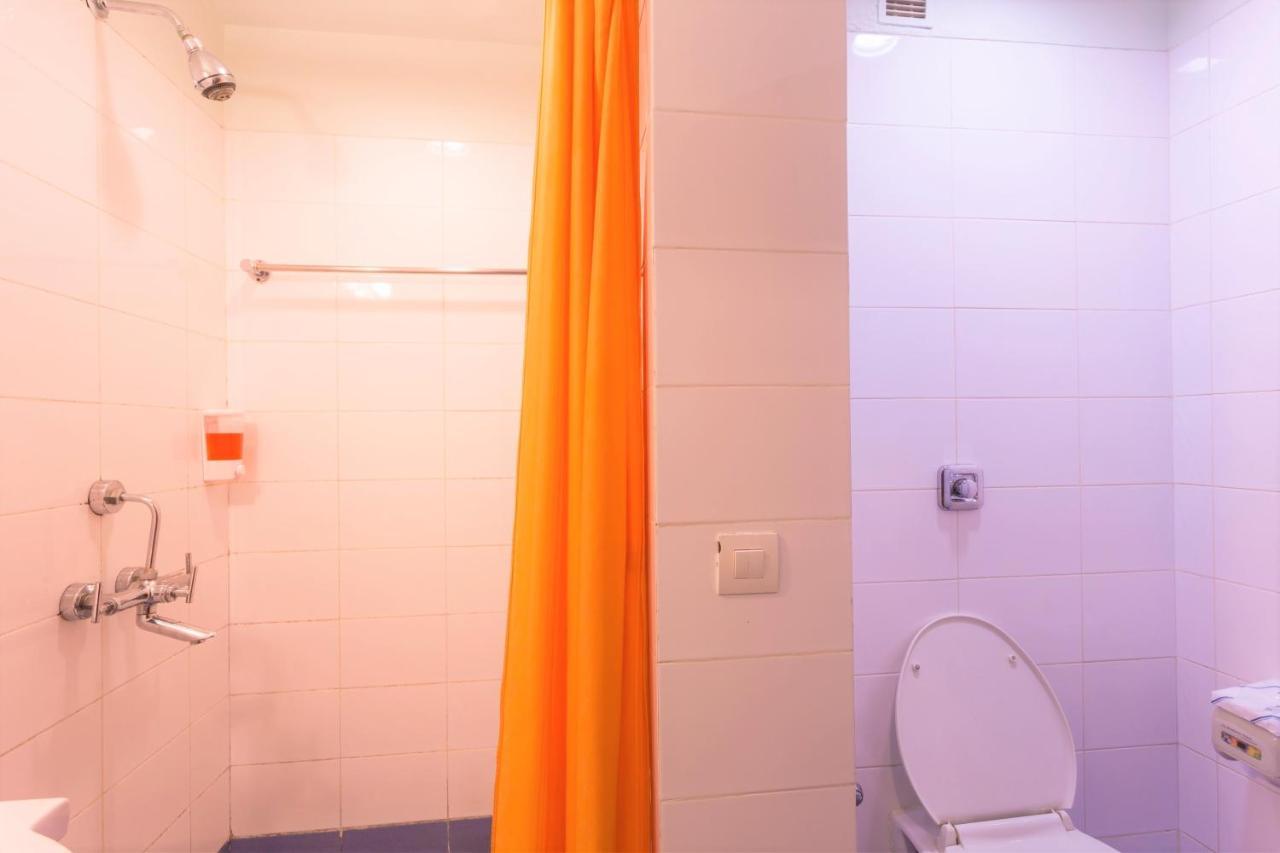 Hotel Tirupur Exterior foto