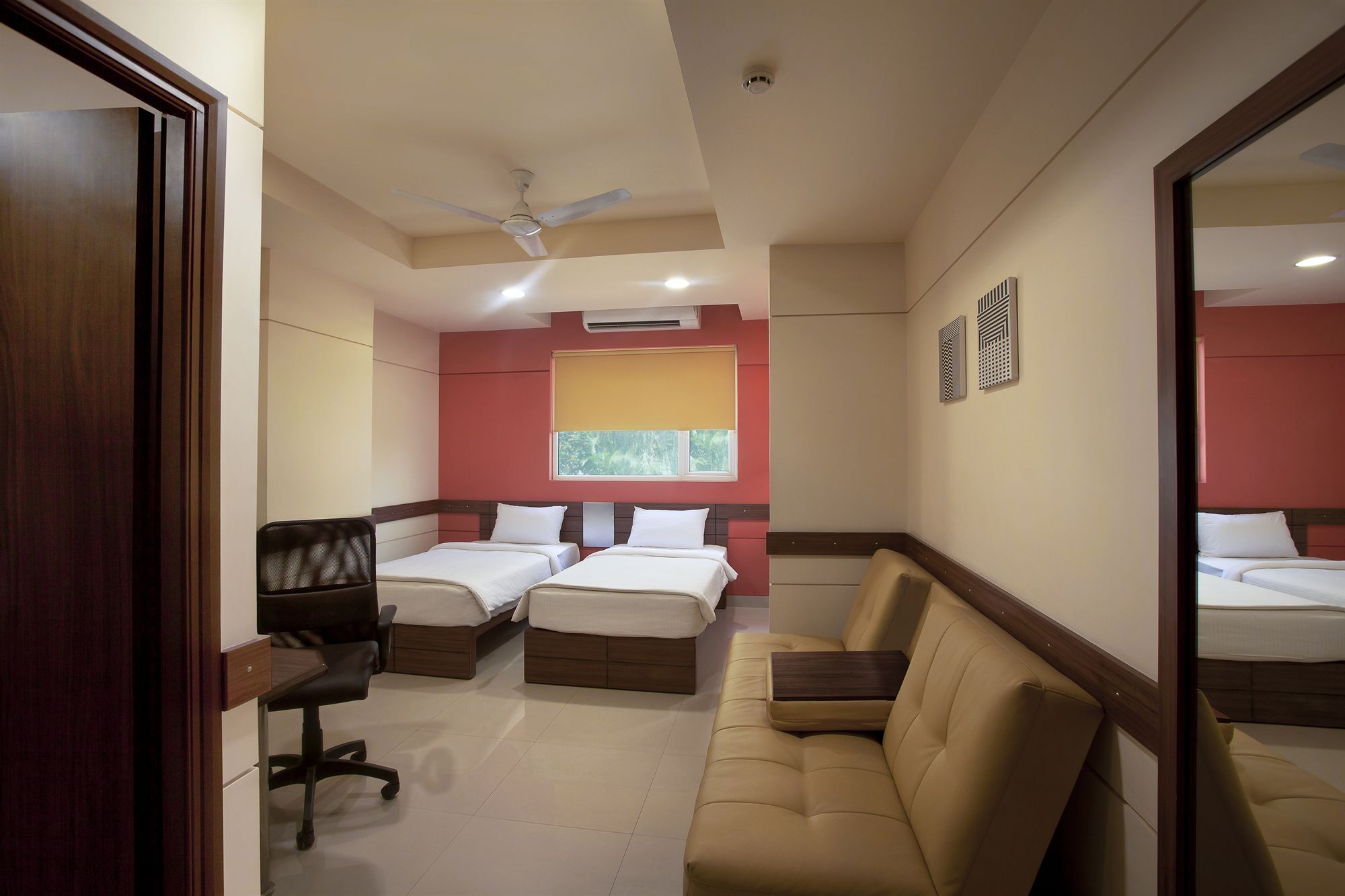 Hotel Tirupur Exterior foto
